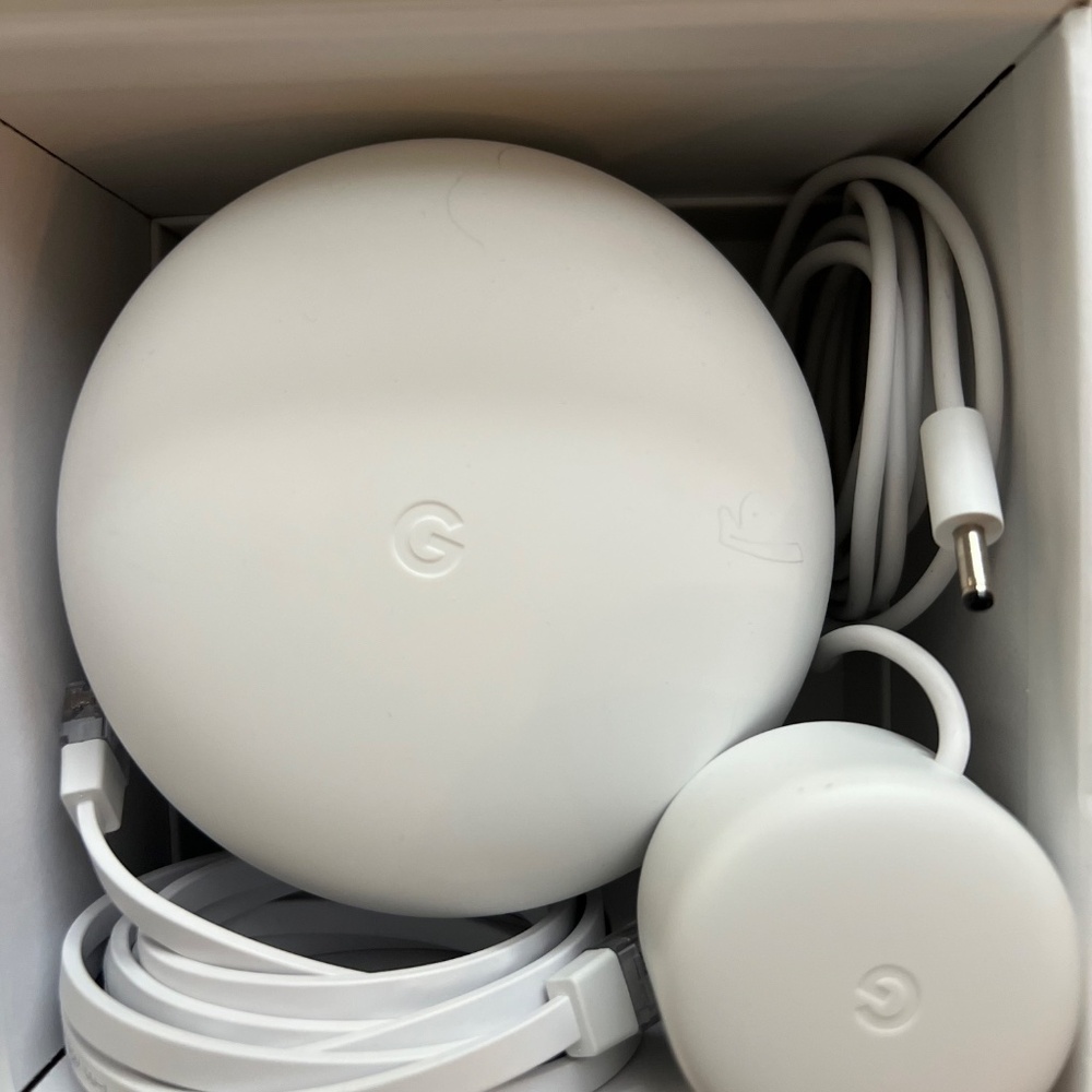 Google Nest WiFi-Mesh Router - Picture 2 of 2